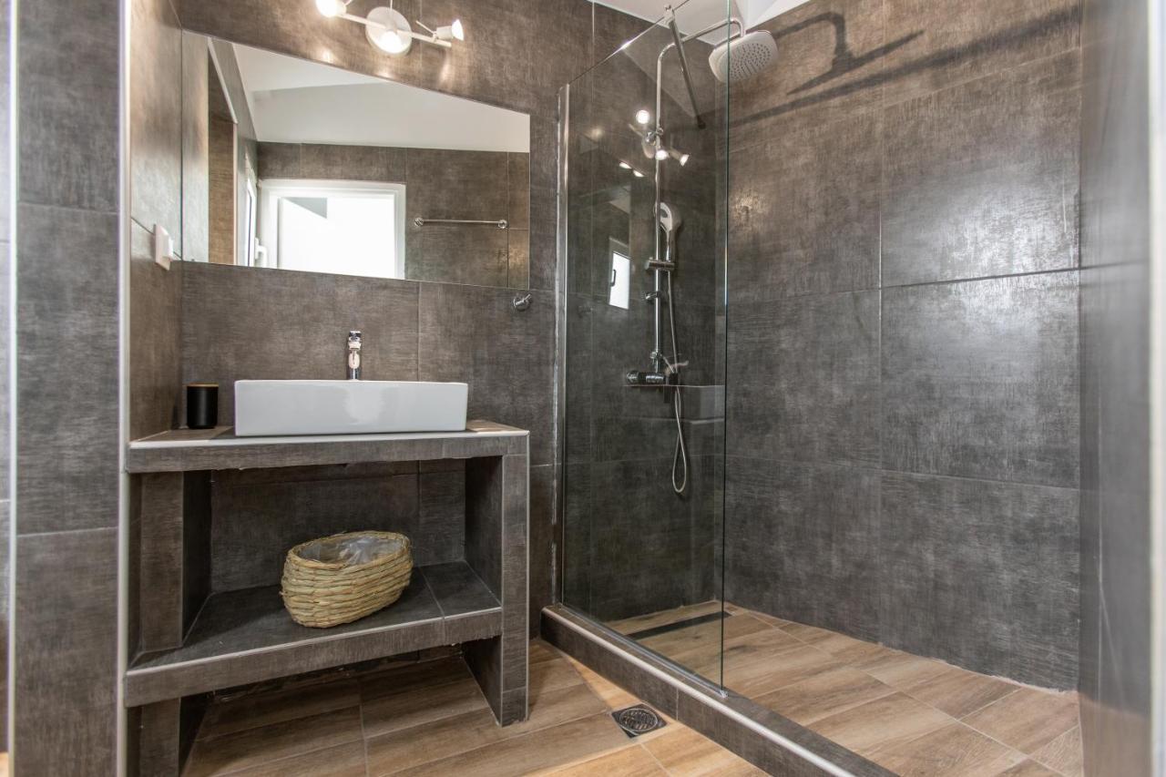 Raise Comfy Studios In The Heart Of Афины Экстерьер фото